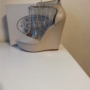 Steve Madden Cream Platform Wedges, Size 10
